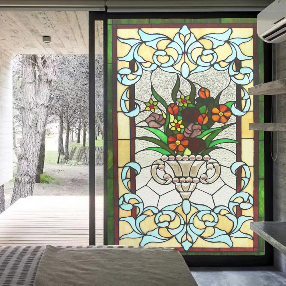 Fönsterfilm med klassiskt blomsterornament