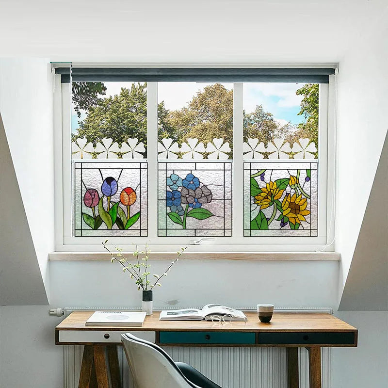 Fönsterfilm med blå och grå blommor